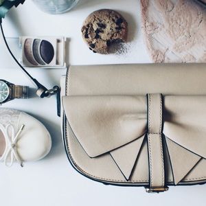 Gianni Bini Candice Bow Flap Crossbody Bag