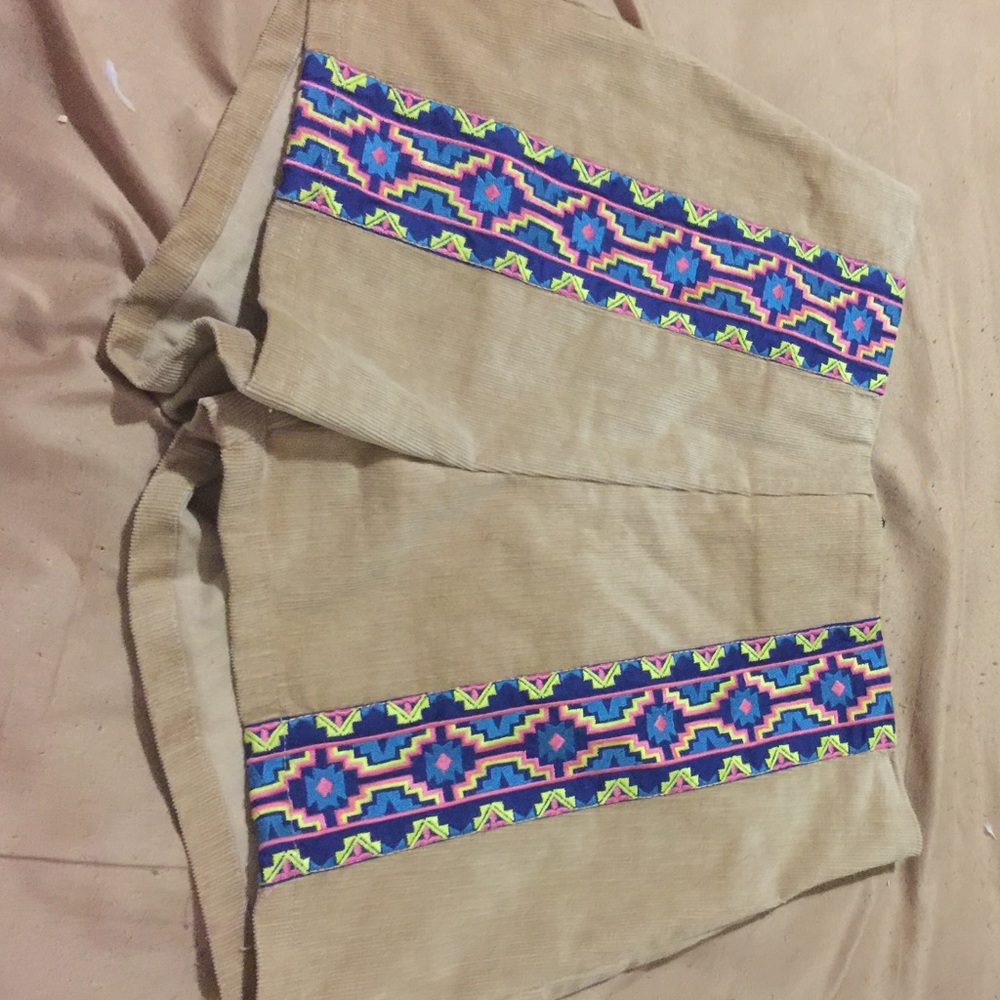 flying tomato shorts! size small!