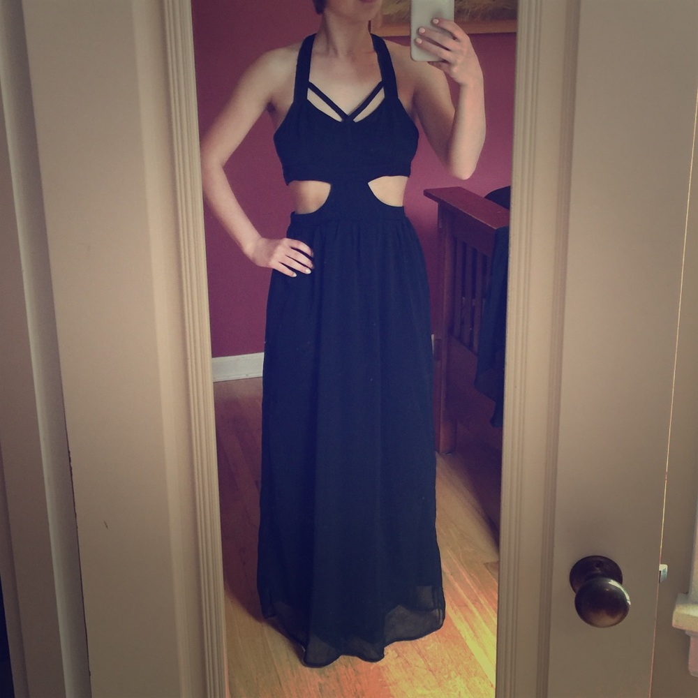 Stunning boutique chiffon cutout dress