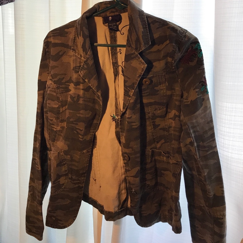 Embroidered camo jacket