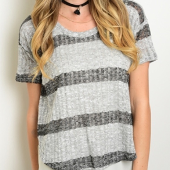 Gray Stripe Knit Top w/Chiffon Bottom - Picture 4 of 6