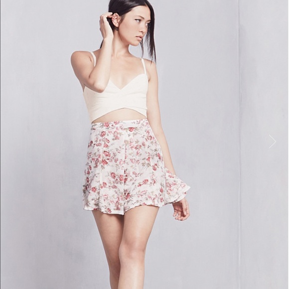 Reformation moth shorts - Picture 4 of 6