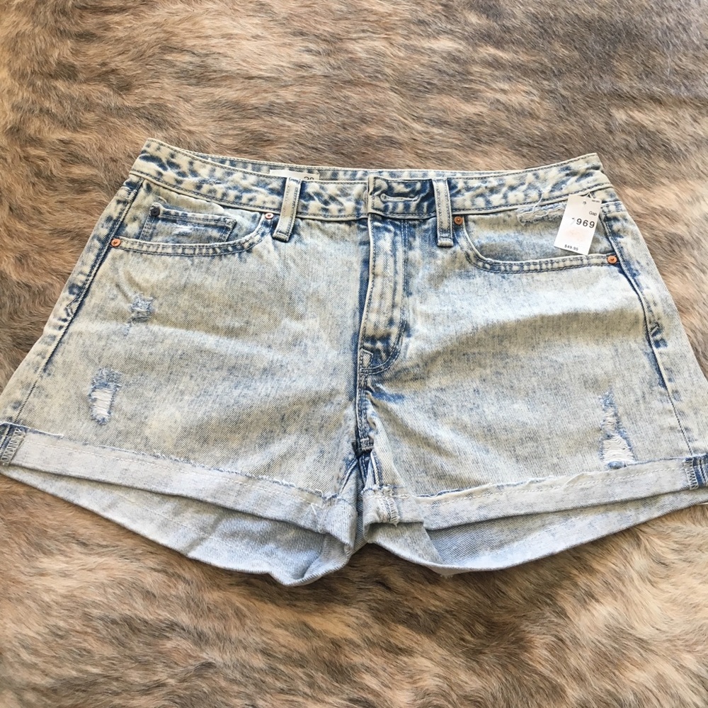 NWT low rise shorts