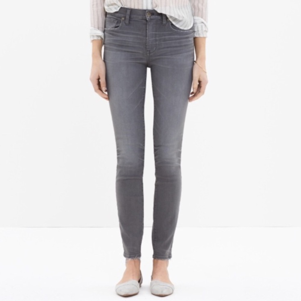 9" high riser skinny jeans