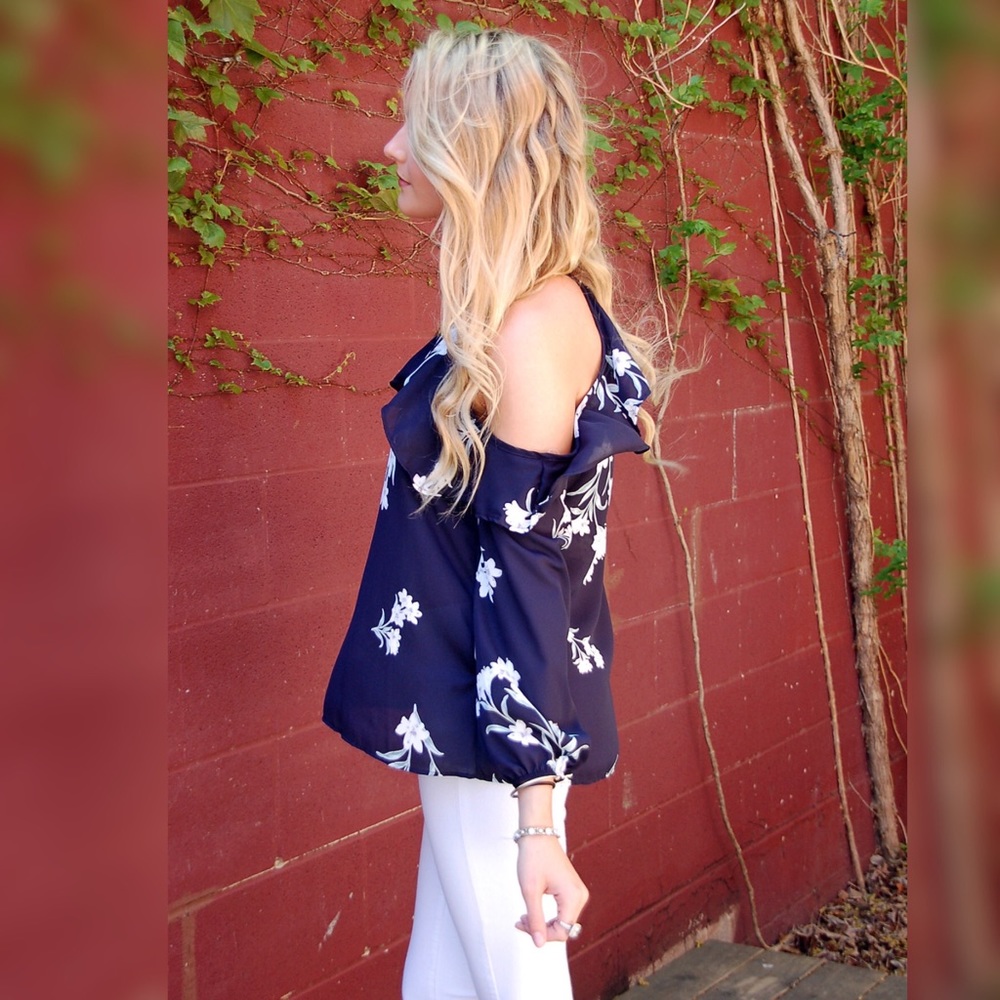 Ruffle it up, bare shoulder top - Picture 4 of 5