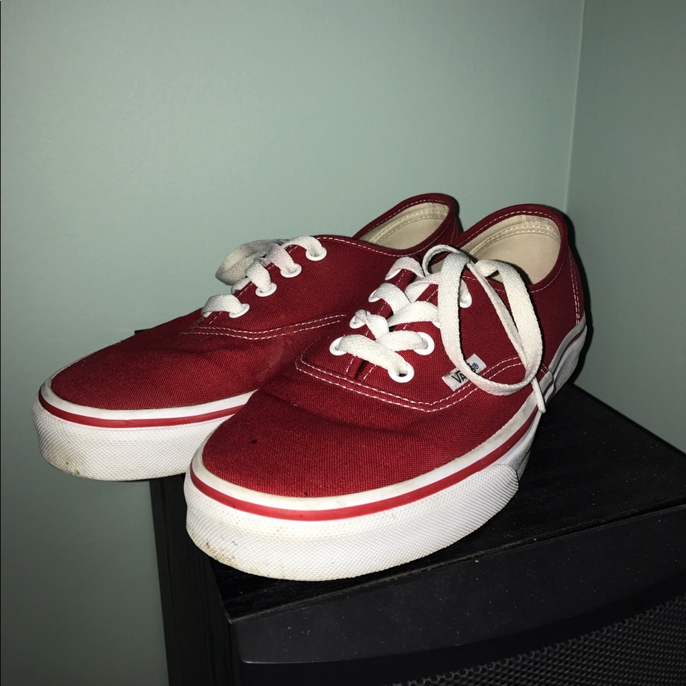 Red Low Top Authentic Vans