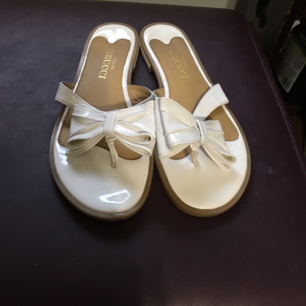 Sesto Meucci White Leather Bow Flip Flop