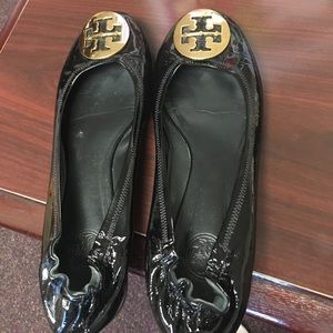 Tory Butch black patent leather flats size 9
