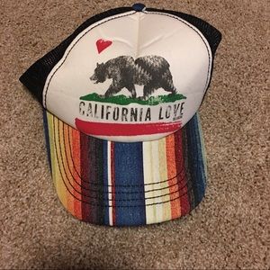 Billabong Cali Trucker Hat 🎩
