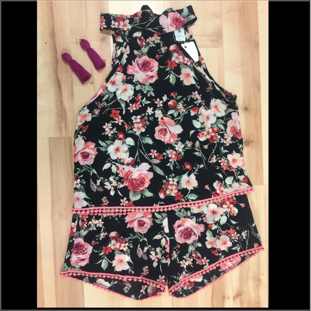 BLACK FLORAL PRINT W PINK POM POM TRIM 2 PIECE SET