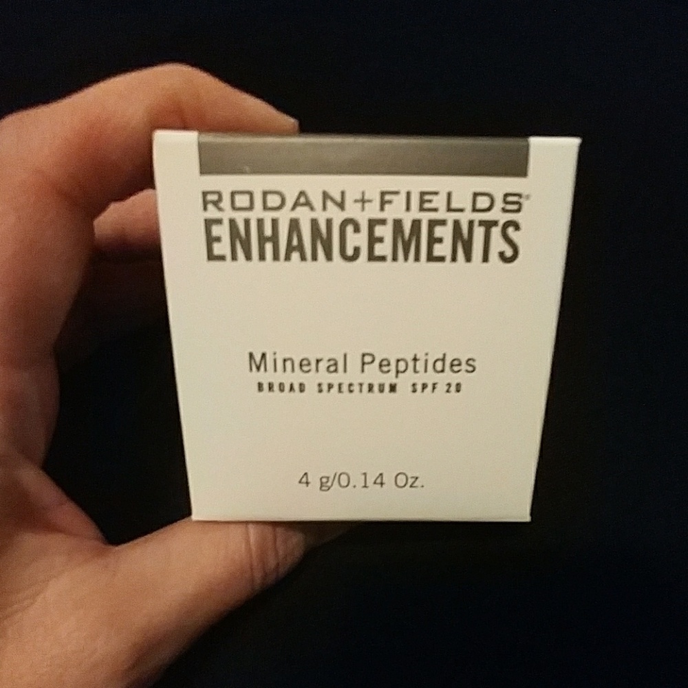 Rodan and Fields Mineral Peptide Bronze