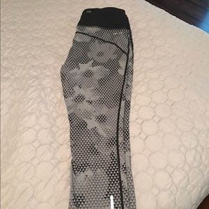 Nike crop medium leggings