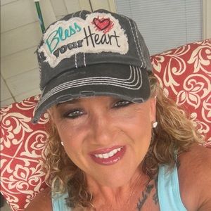 Meet your Posher, Debbie