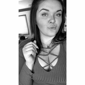 Meet your Posher, Jasmine