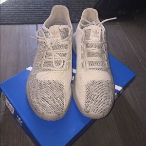 Tubular shadow adidas