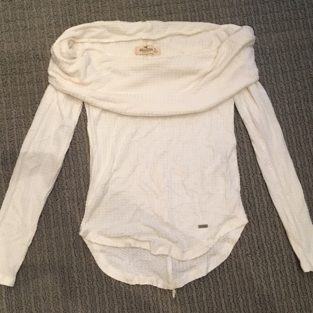 Off the Shoulder Off White Hollister Long Sleeve