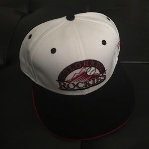New Era Colorado Rockies fitted hat Size 7 3/8