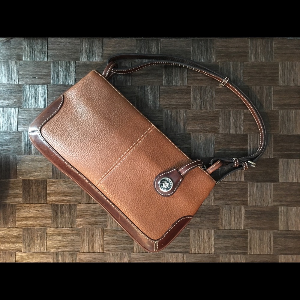 Dooney & Bourke Slim Leather Bag