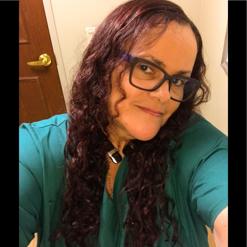 Meet your Posher, Sandra