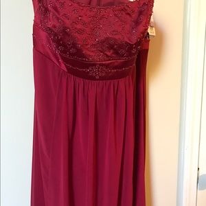 Apple color fashion dress. NWT Davids Bridal dress