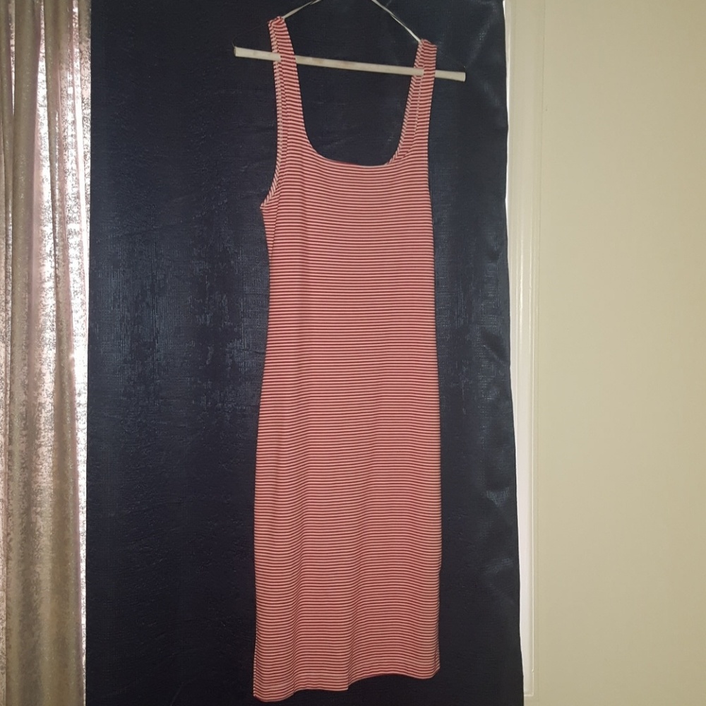 NWOT Sexy fitted summer dress