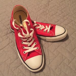 Like New Converse All Star Sneakers