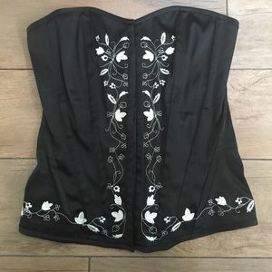 🌟HOST PICK🌟 Embroidered Corset