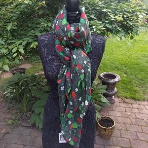 *New Stock*  Adorable Strawberry Scarf