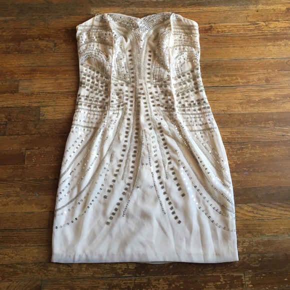 H&M Dresses & Skirts - Gorgeous Creme Sequin Dress