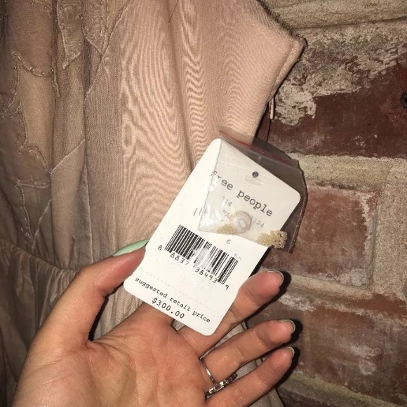 Free People Valentine prom party tulle dress Sz 6 - Picture 3 of 7