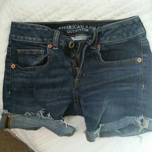 Dark wash American eagle midi shorts