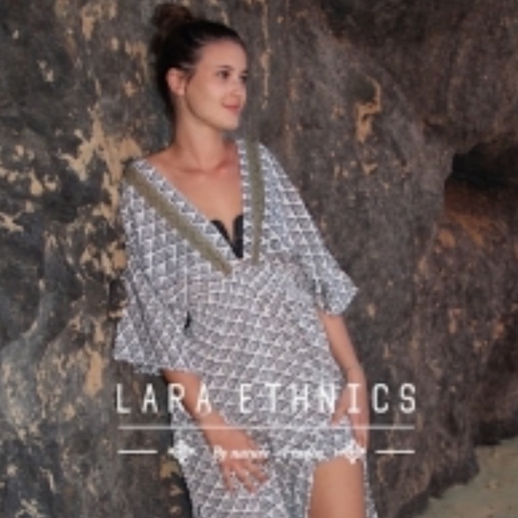 Lara Ethnics Maxi Dress - Picture 3 of 4