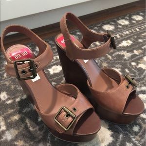 Brown Steve Madden wedge heels