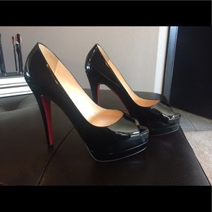 BNIB Christian louboutin black high heels.
