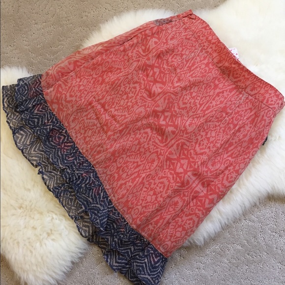 Size 6 Left- Free People Skirt Around World - Picture 4 of 5