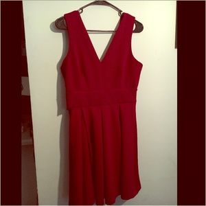 🛍 Bundle & SAVE 🛍 V-neck Flare Dress