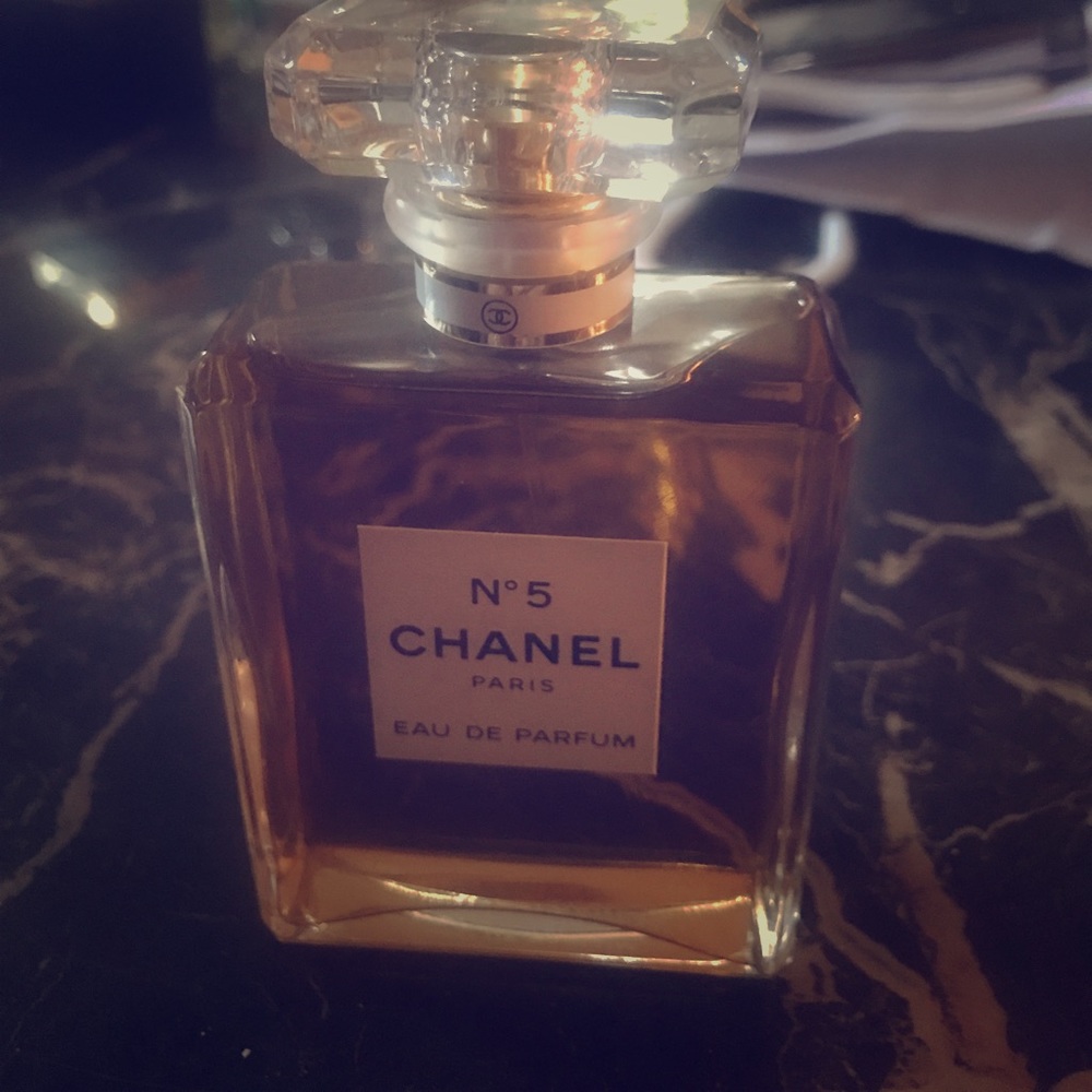Chanel #5 perfume