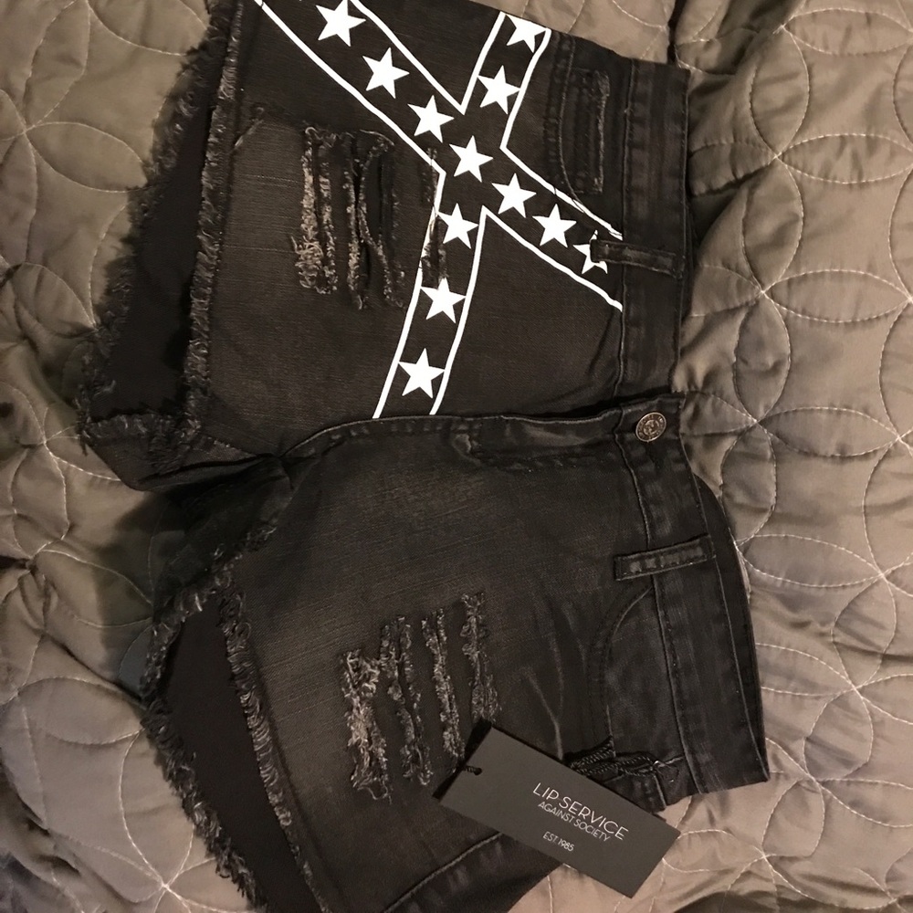 NWT lip service shorts