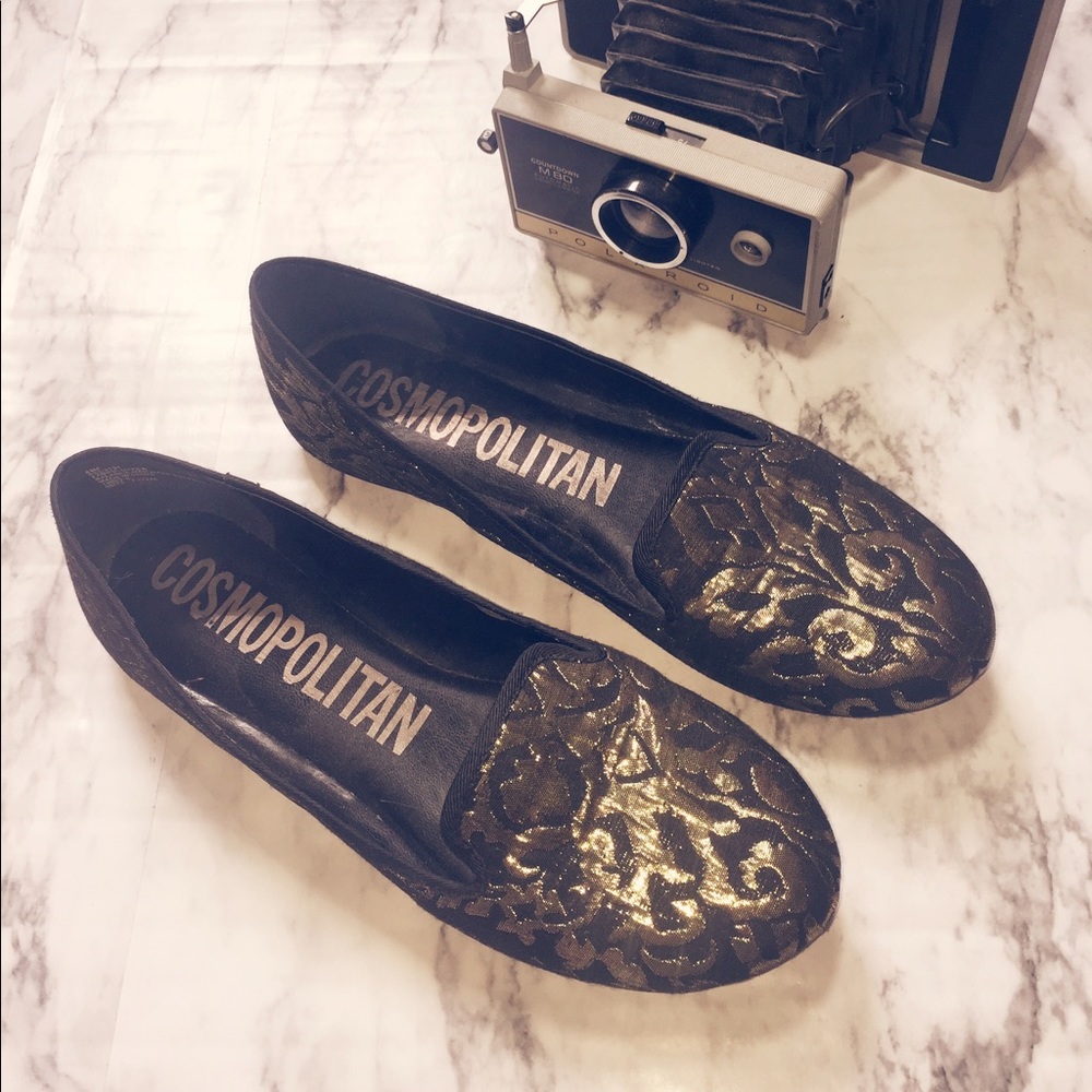 Cosmopolitan 8 1/2 Black Gold Brocade Loafer