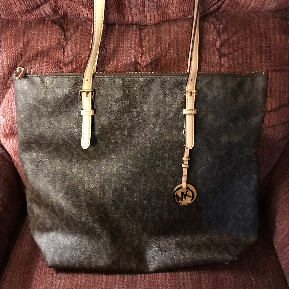 MK TOTE SHOULDER BAG EUC