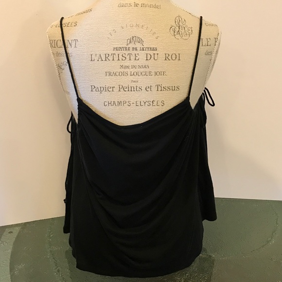 Hinge 'Drape Side Tie' Tank - Picture 5 of 6