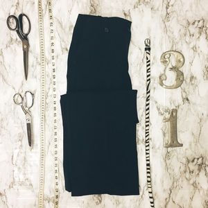 Black Trouser w/ Front Pockets and Stretch