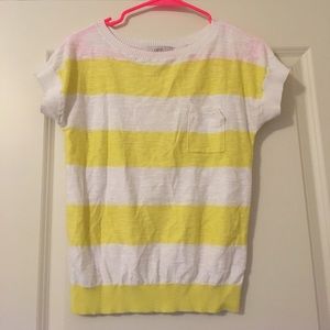 Short sleeve sweater