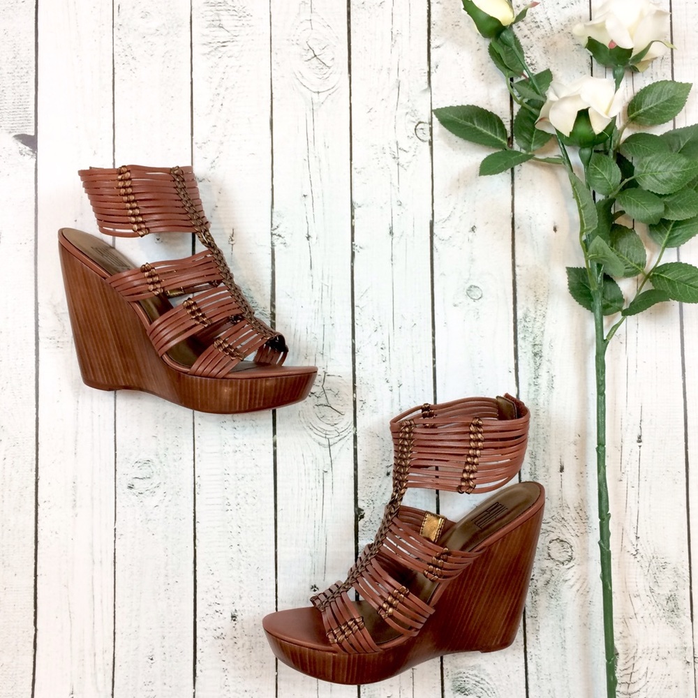 BNIB🌹 Pelle Moda Gladiator Platform Wedge Sandals