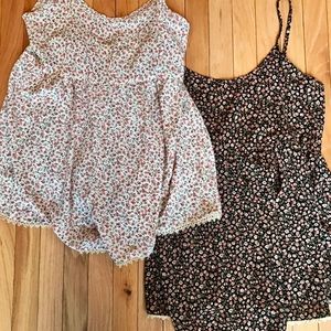 2 for 1 deal! SIZE S/M : Floral rompers
