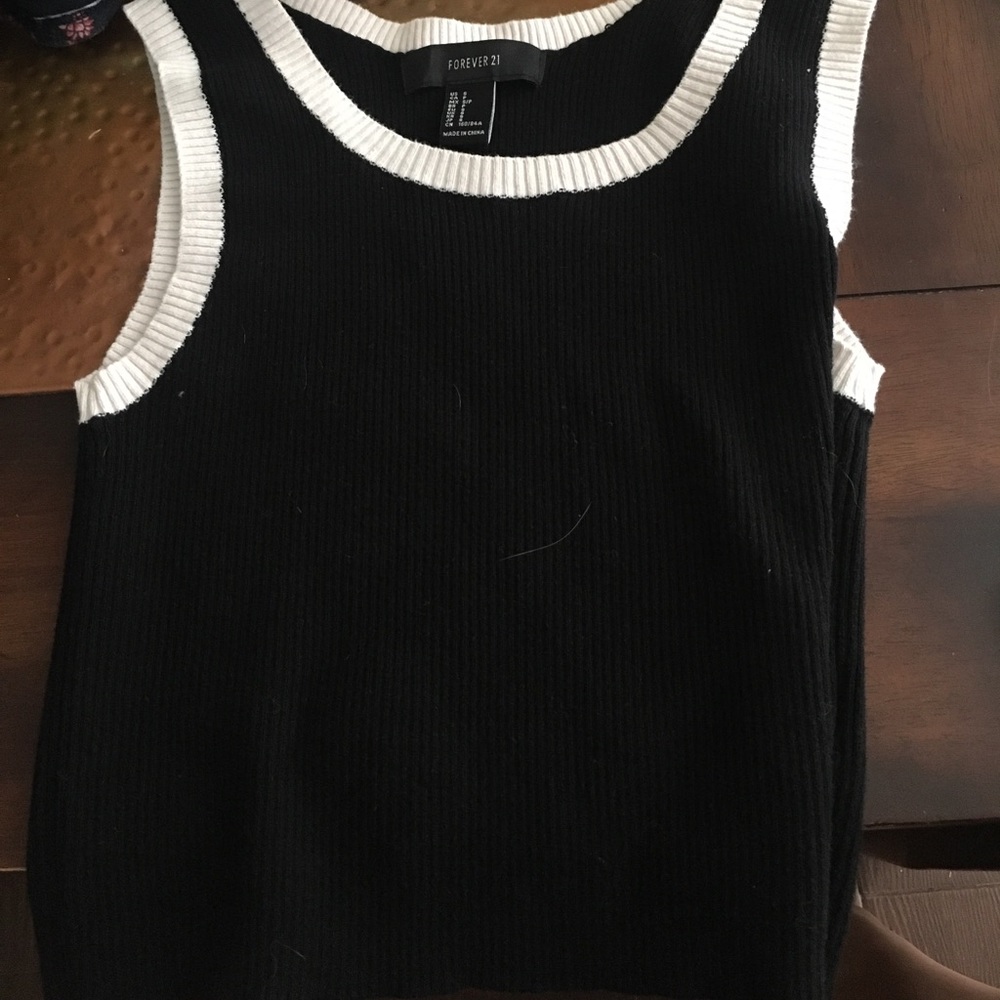 Crop knit top