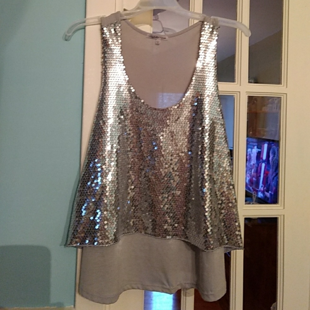 Sleeveless Sequin Layered Top