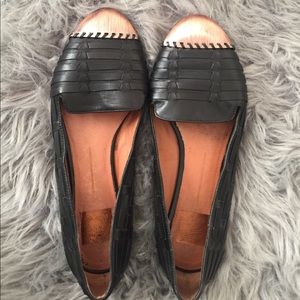 Black with brass metal toe flats #dolcevita