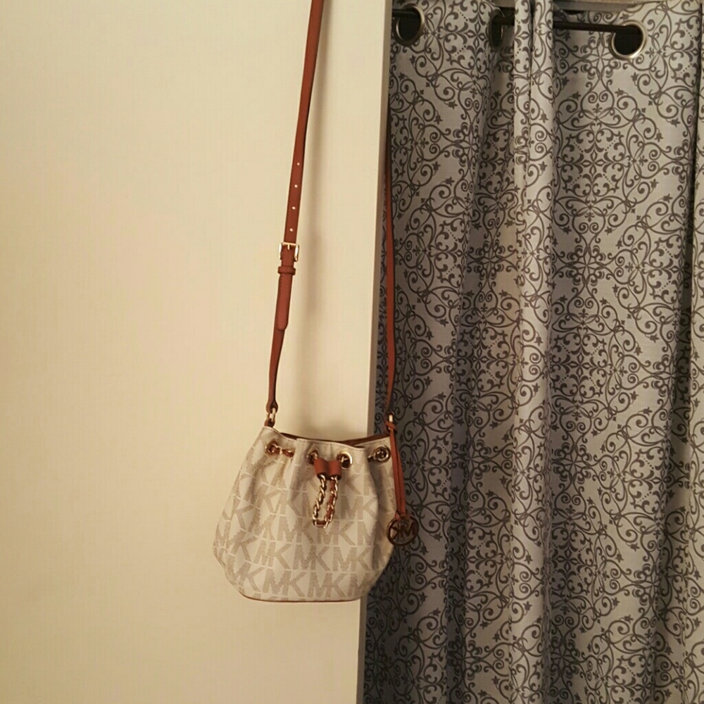Michael Kors Crossbody Bag