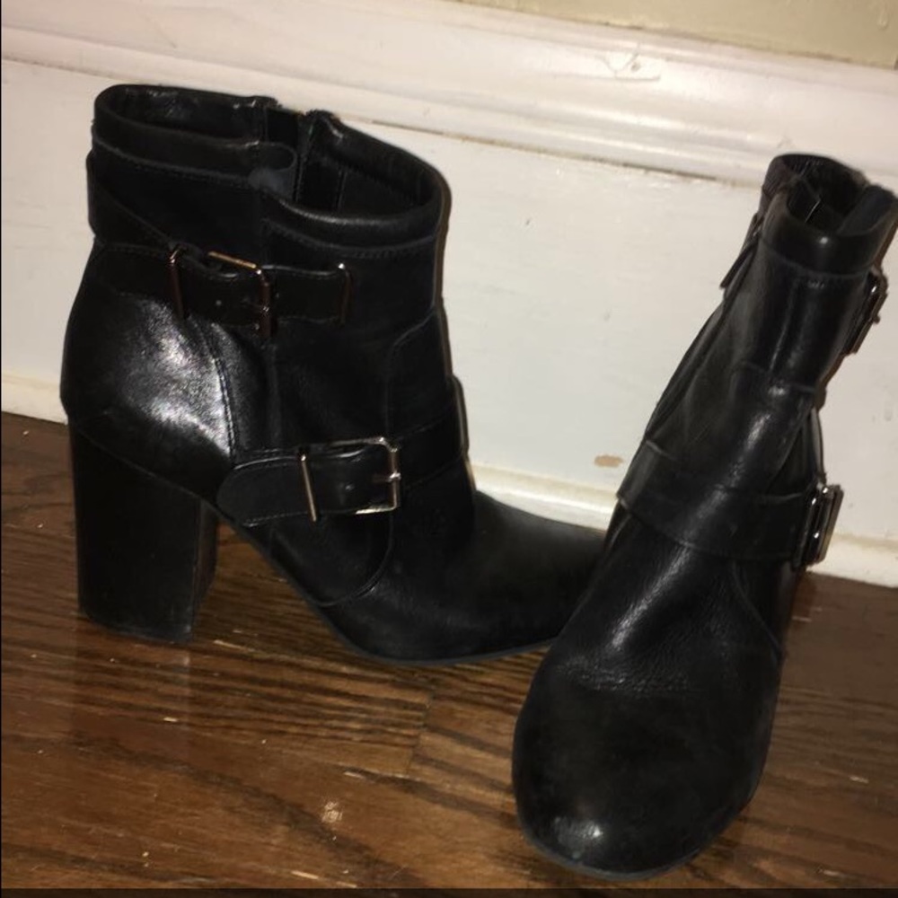 genuine leather booties vince camuto size 9